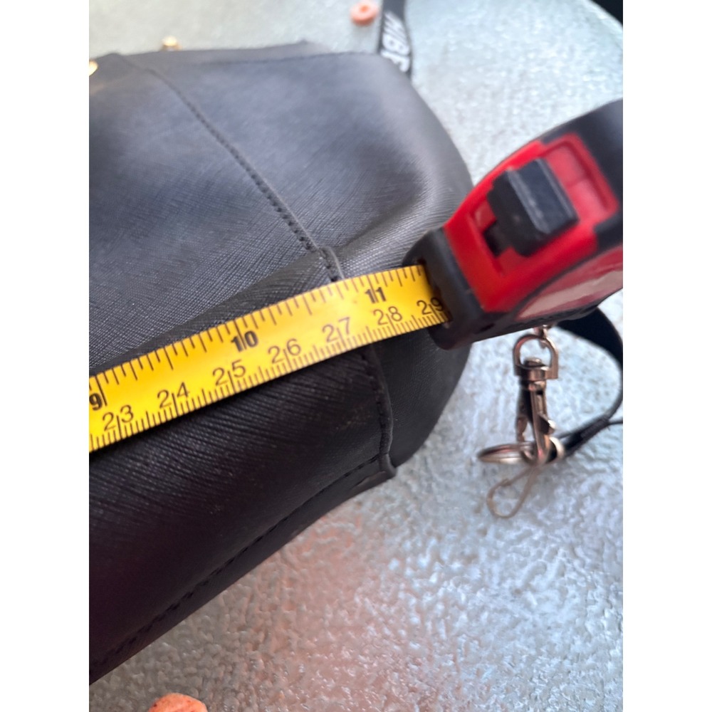 Michael Kors Jet Set East West Chain Tote Black Saffiano Leather Gold Hardware - Picture 8 of 9